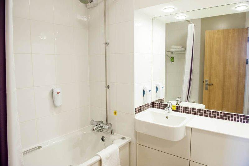 Premier Inn Leamington Spa Town Centre Eksteriør bilde